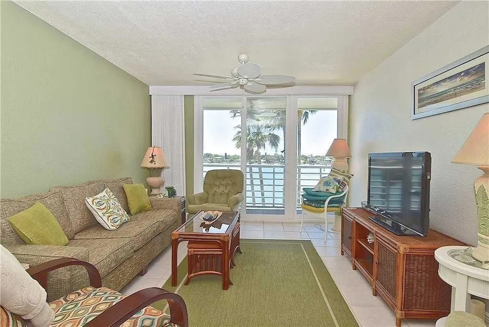 photo 1 of Bahia Vista 8414 - Two Bedroom Condo
