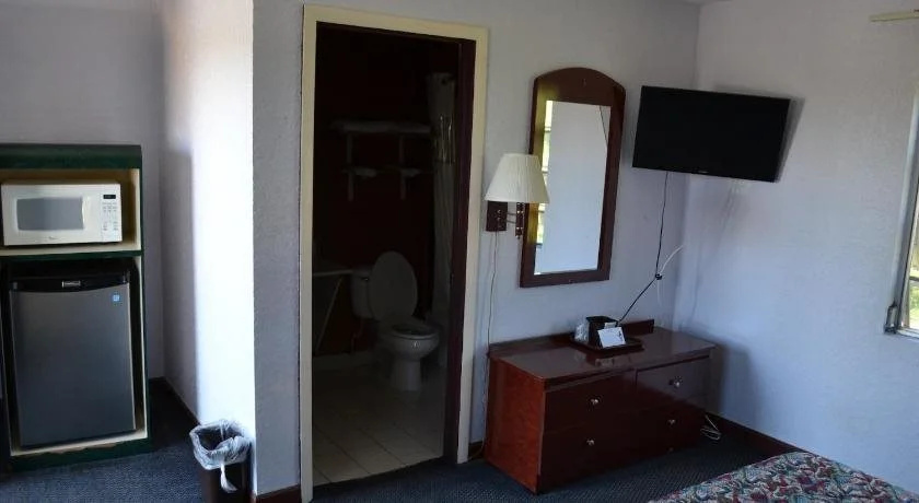 photo 1 of Bali Hai Motel