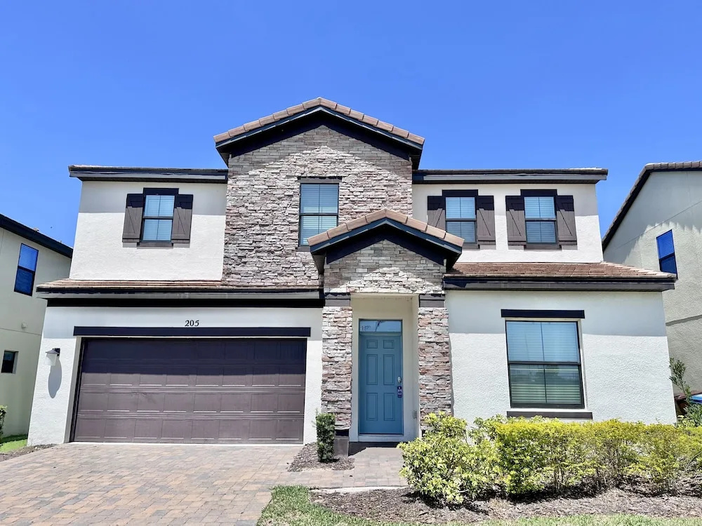 photo 1 of Balmoral Resort-205mcv 4 Bedroom Home by RedAwning