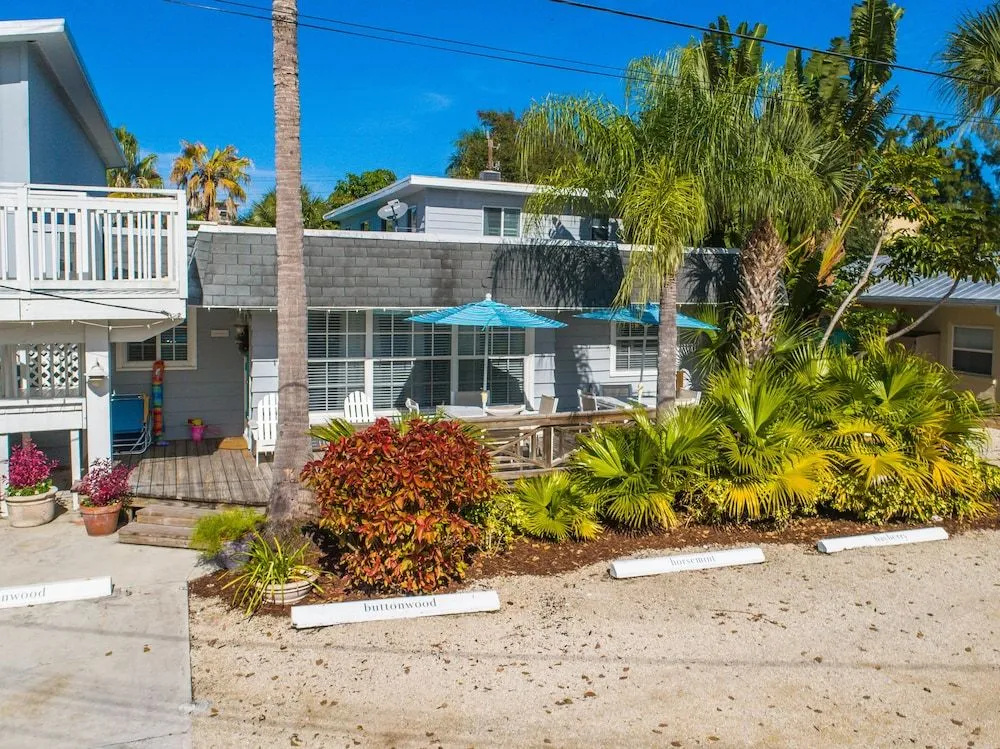 photo 1 of The Cottages At Siesta Key