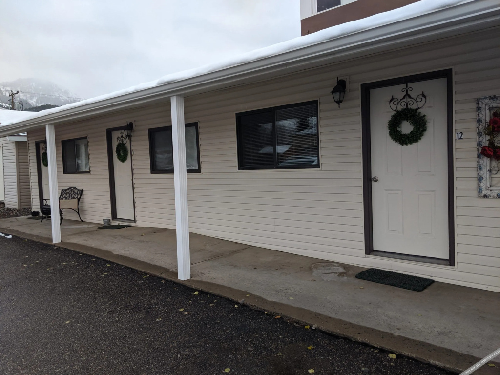 photo 1 of Bar H Motel