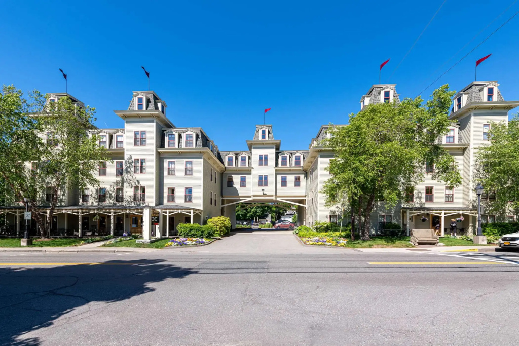 photo 1 of Bar Harbor Grand Hotel