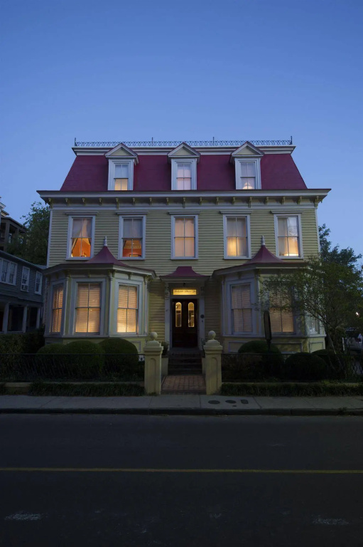 photo 1 of Barksdale House Inn