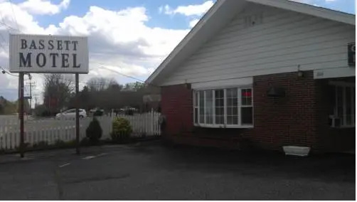 photo 1 of Bassett Motel