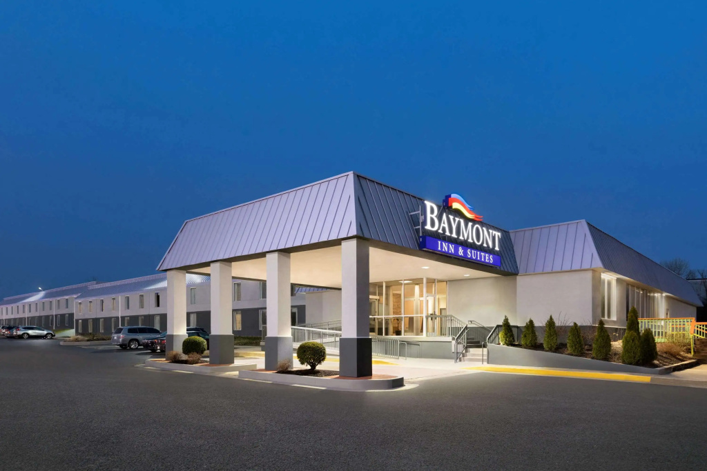 photo 1 of Baymont By Wyndham Florence Cincinnati