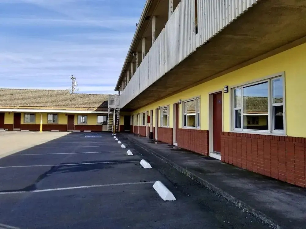 photo 1 of Baymont By Wyndham Fort Bragg