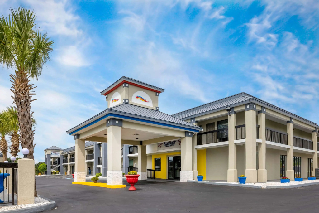photo 1 of Baymont by Wyndham Covington
