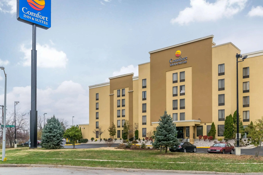 photo 1 of Comfort Inn & Suites Lexington - Hamburg I-75
