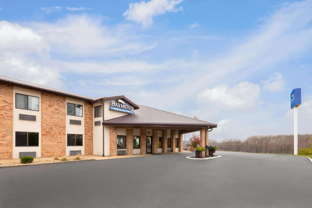 photo 1 of Baymont by Wyndham Warrenton