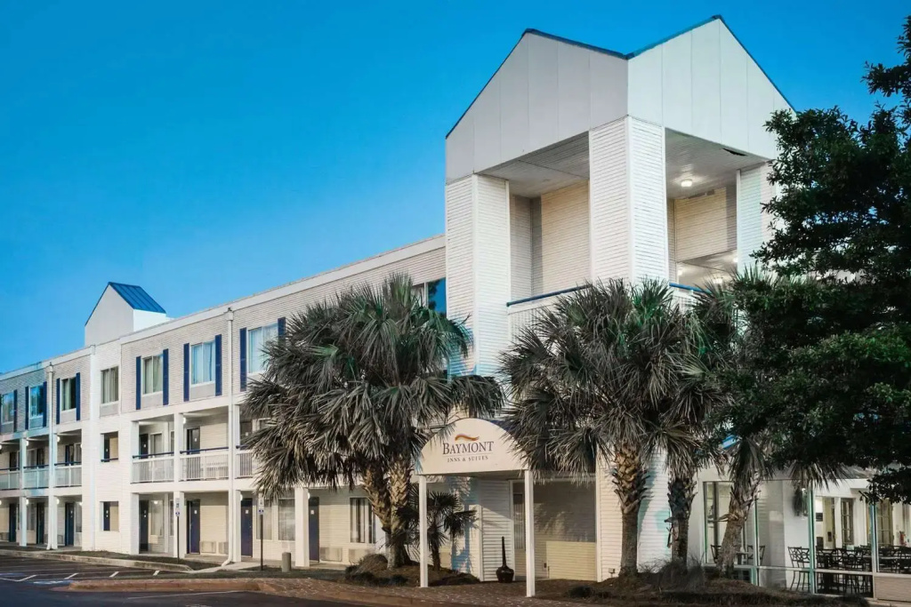 photo 1 of Baymont by Wyndham Wilmington