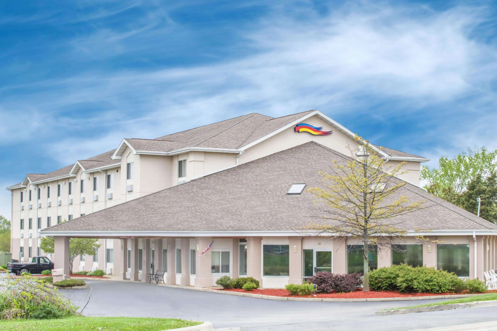 photo 1 of City Express By Marriott Freeport