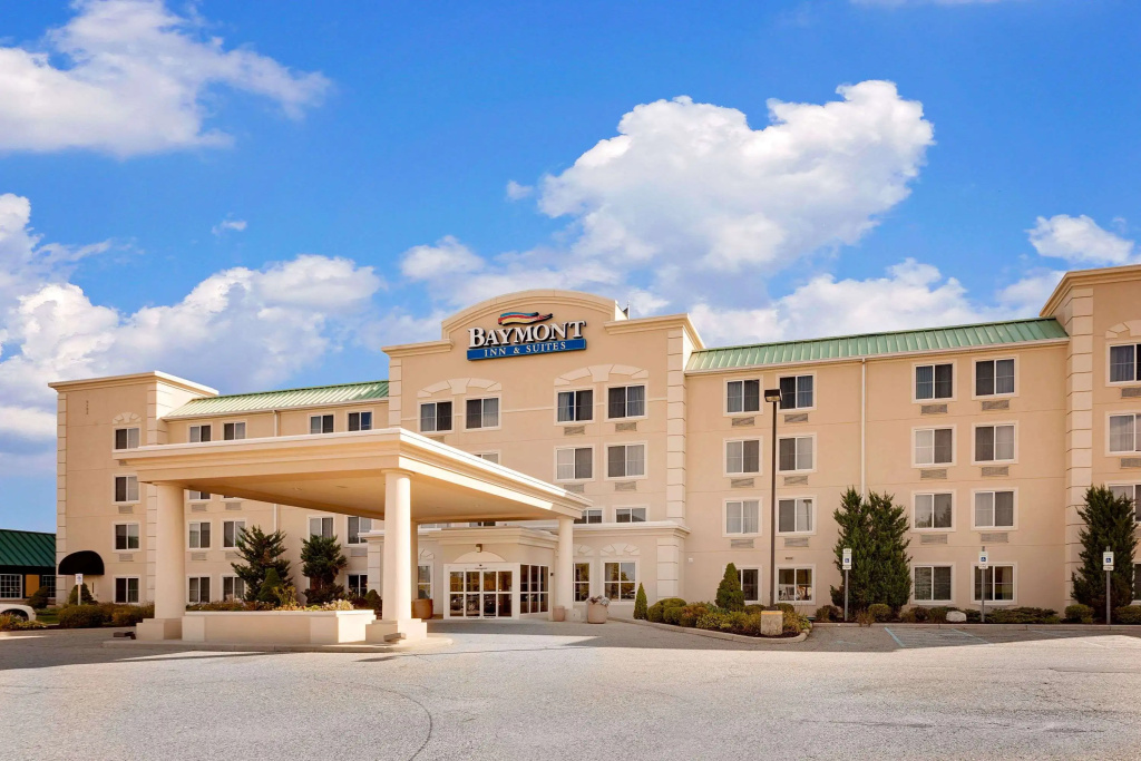 photo 1 of Best Western Byron Center