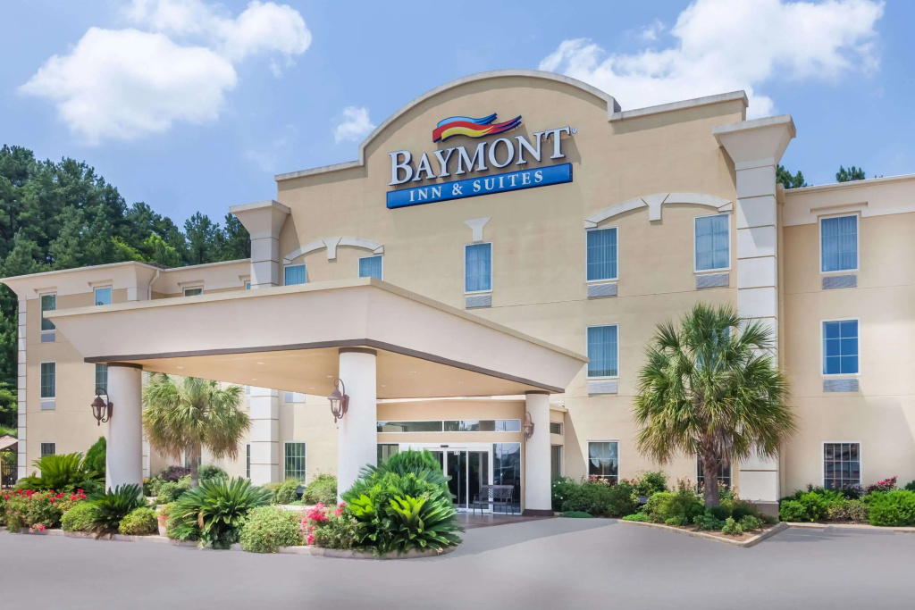 photo 1 of Baymont by Wyndham Henderson