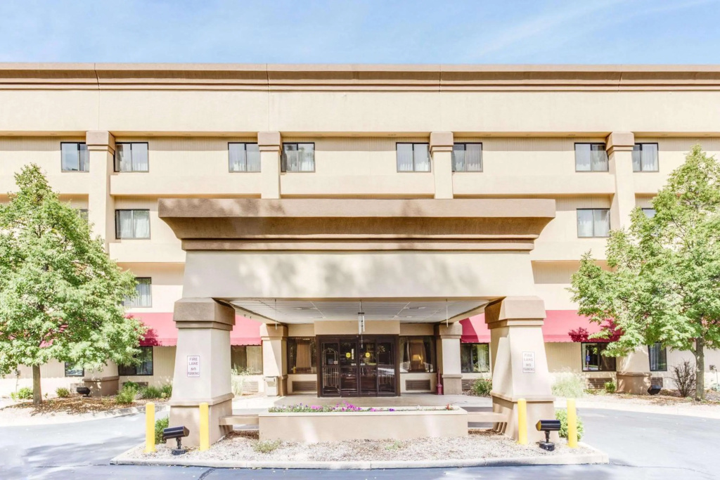 photo 1 of Kalamazoo Hotel