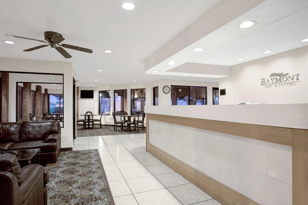 photo 1 of Baymont Inn & Suites by Wyndham San Marcos Outlet Malls