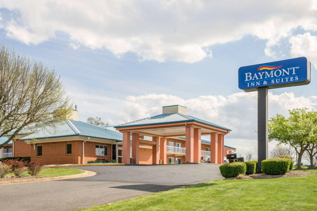 photo 1 of Baymont by Wyndham Warrenton