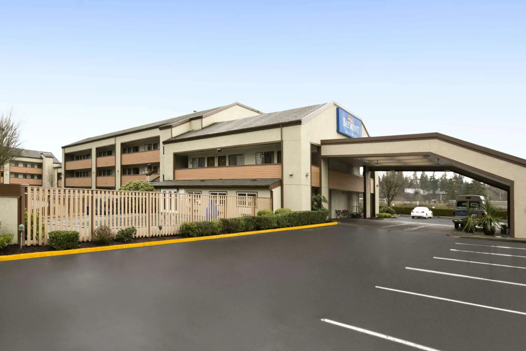 photo 1 of Baymont by Wyndham Seattle/Kirkland WA