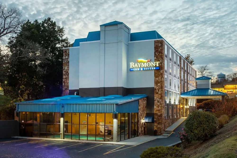 photo 1 of Baymont by Wyndham Branson - On the Strip