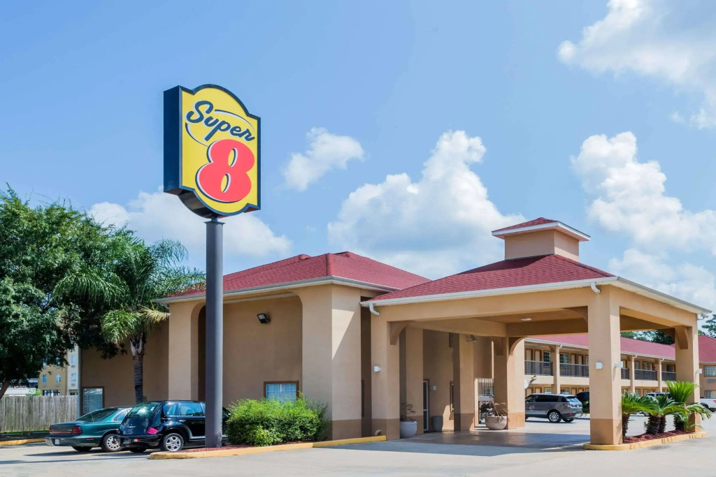 photo 1 of Super 8 by Wyndham Lake Charles Northeast