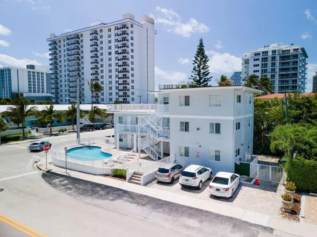 photo 1 of Bayshore Breeze 2 - Fort Lauderdale Beach