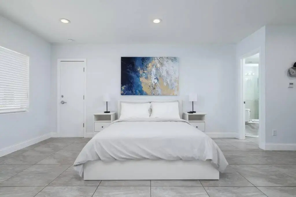 photo 1 of Bayshore Breeze 3 - King Bed, Kitchen, Parking