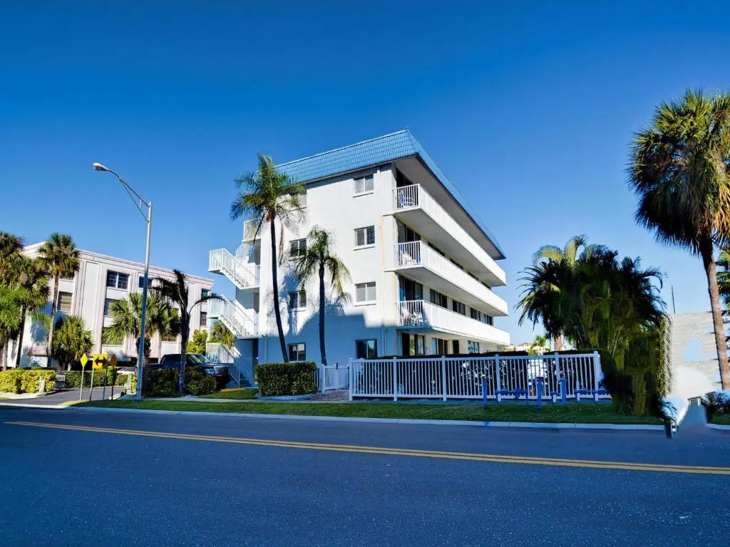 photo 1 of Bayside Condos 29 City and bay views 659