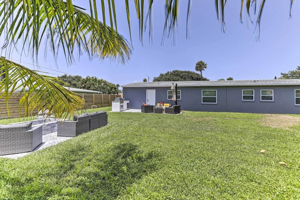 photo 1 of Beach House w/ Outdoor Kitchen, Walk to Coast
