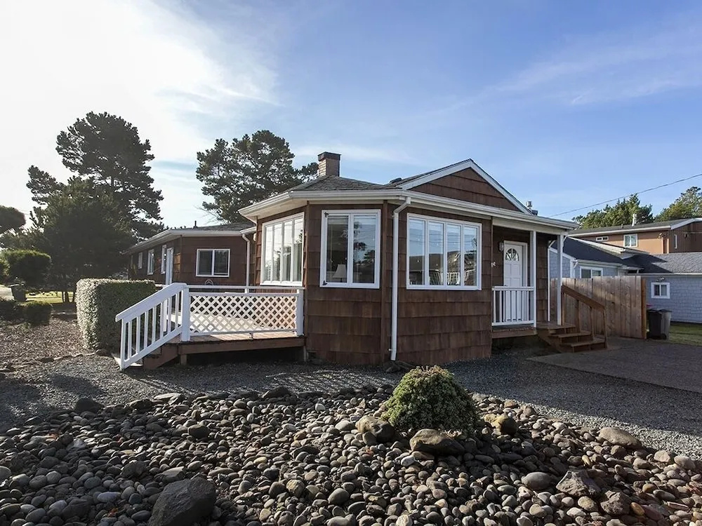 photo 1 of Beach Retreat 4 Bedrooms 2 Bathrooms Home