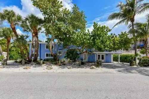 photo 1 of Beach Walker's Retreat - 5 Br Home