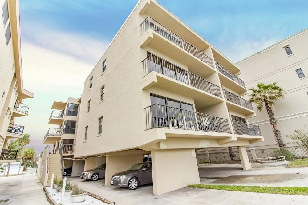 photo 1 of Beachcomber by Distinctive Beach Rentals