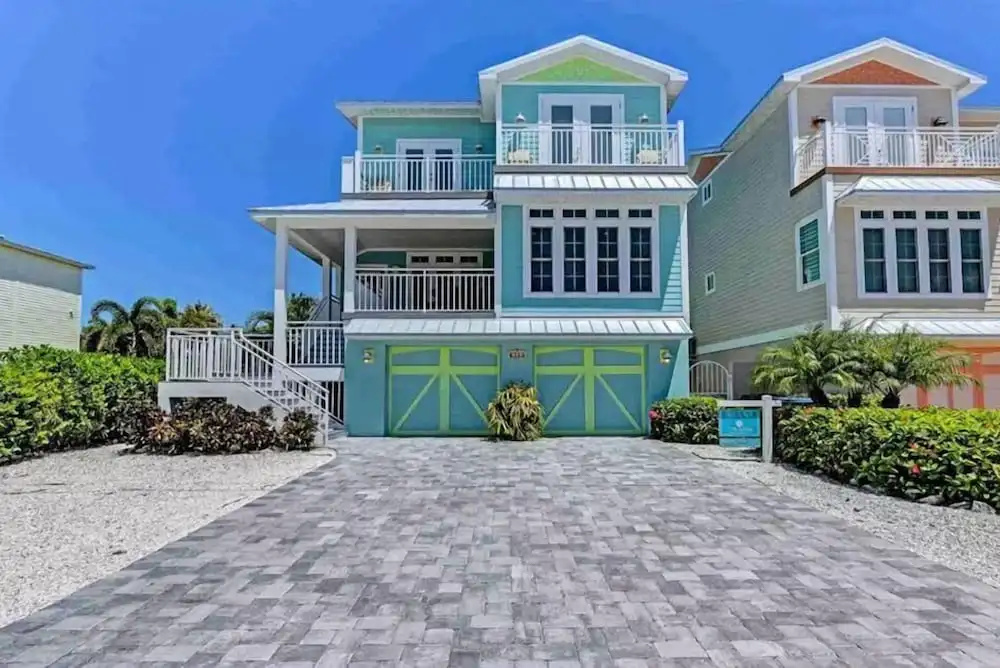 photo 1 of Beachy Villa Vista Apartment 5