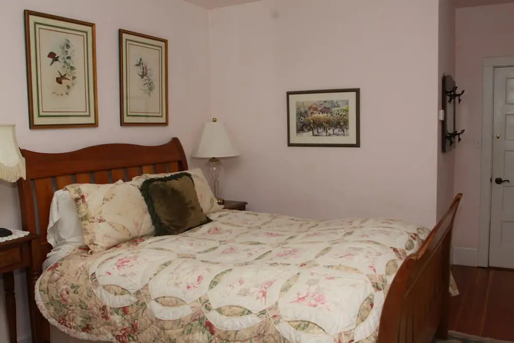 photo 1 of Bear Flag Inn