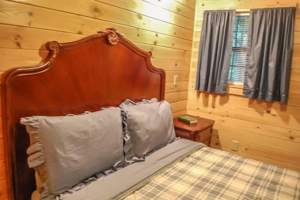photo 1 of Bear Lake Lodge