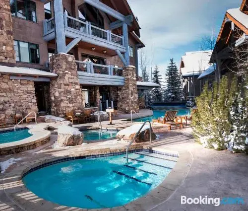photo 1 of Bear Paw Lodge