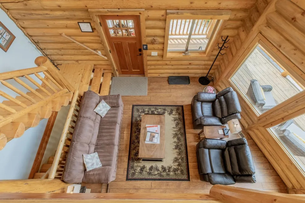 photo 1 of Bearfoot Chalet 3 Bedroom Home by NW Comfy Cabins