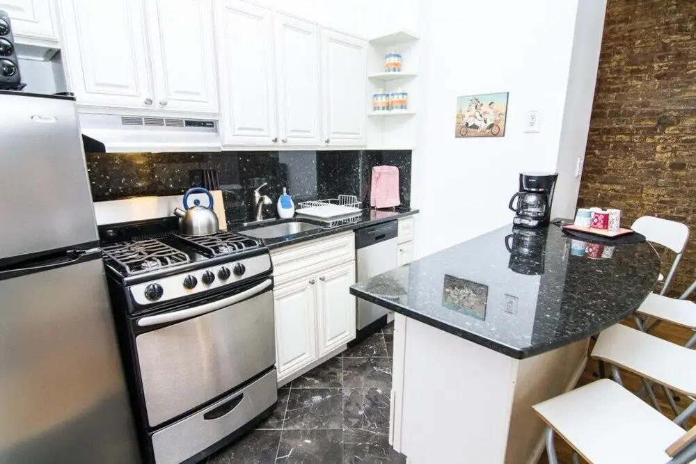 photo 1 of Beautiful 1 Br on Gramercy