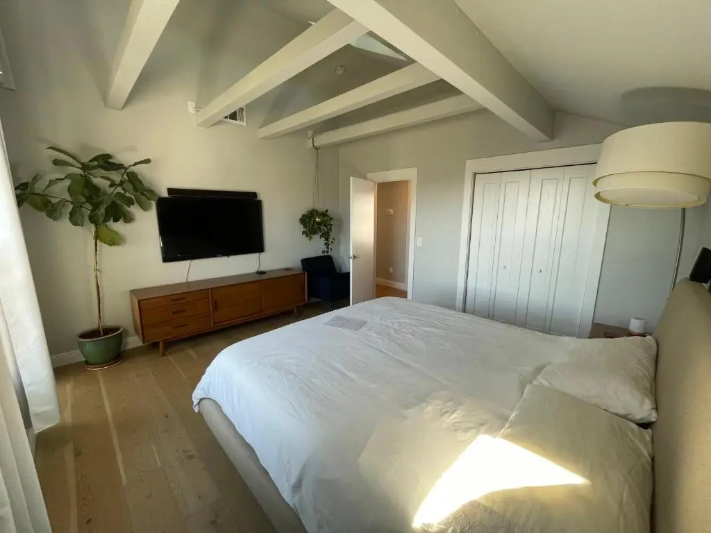 photo 1 of Beautiful 3 Bed 3 Bath upper house in Bernal Glen