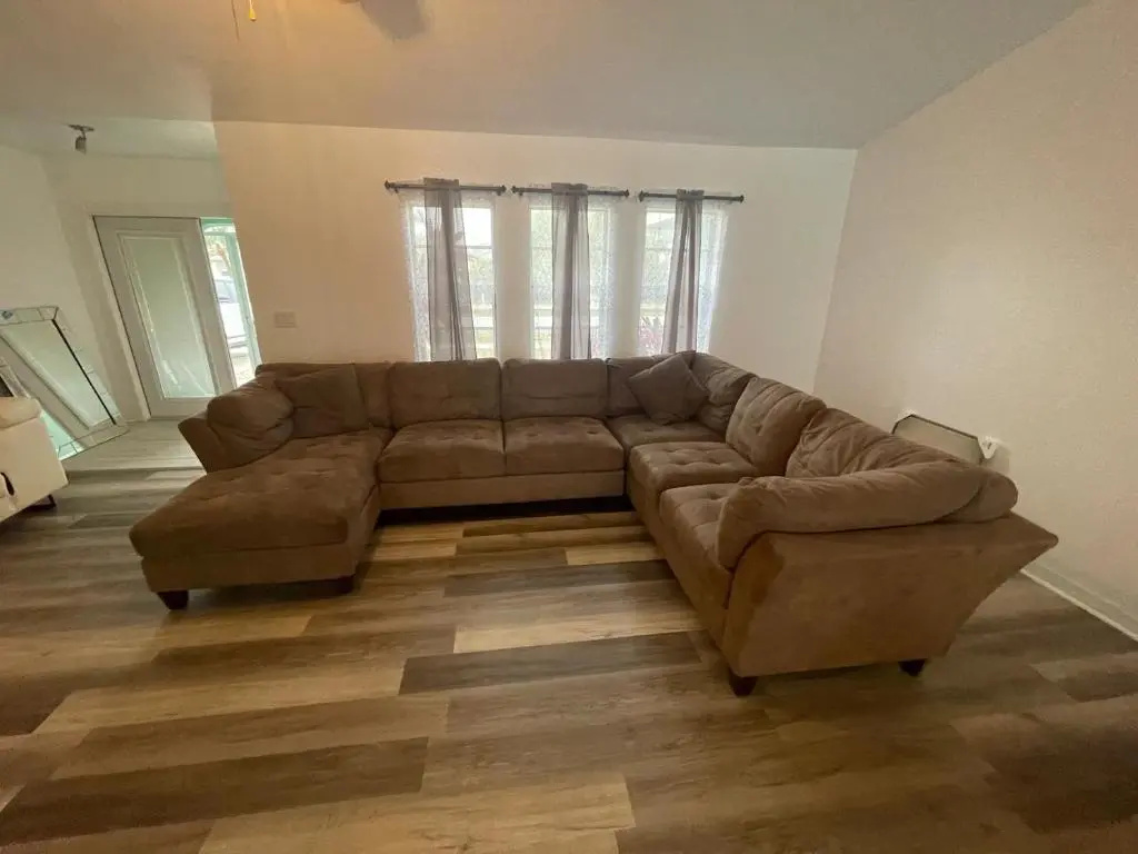 photo 1 of Beautiful 3 bedroom home with pool Internal name: Barker house