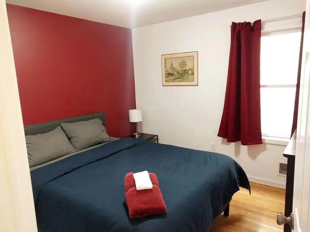 photo 1 of Beautiful 3br Apt, Only 20 Minutes To Time Square! 3 Bedroom Apts