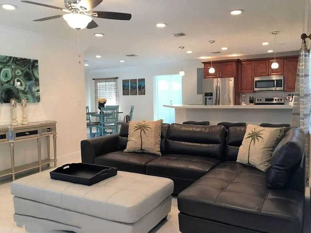 photo 1 of Beautiful Villa, Family Friendly, Access to Dock