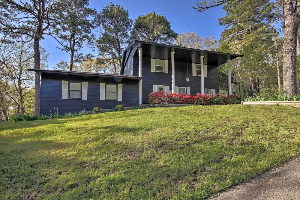 photo 1 of Beaver Lake Home ~ 8 Mi to Downtown Rogers!