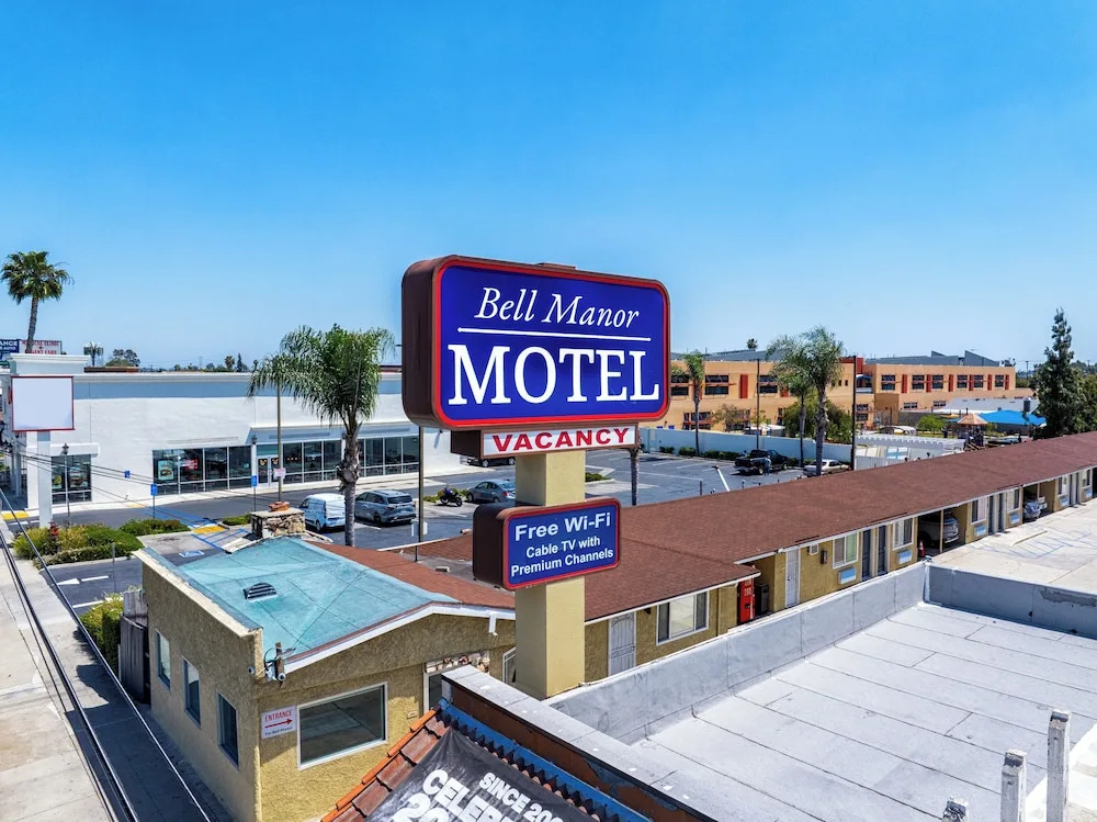 photo 1 of Bell Manor Motel