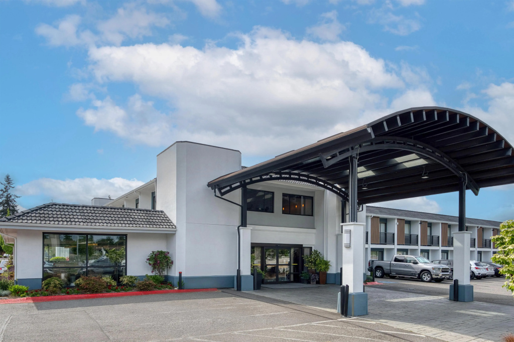photo 1 of Best Western Seattle Airport Hotel