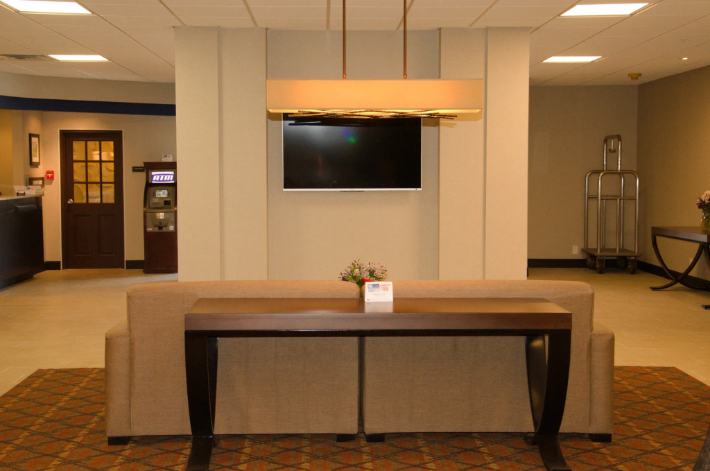 photo 1 of Surestay Plus Hotel By Best Western Albany Airport