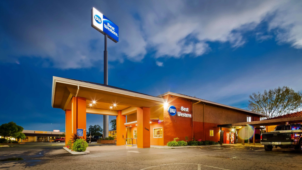 photo 1 of Best Western Anderson Inn