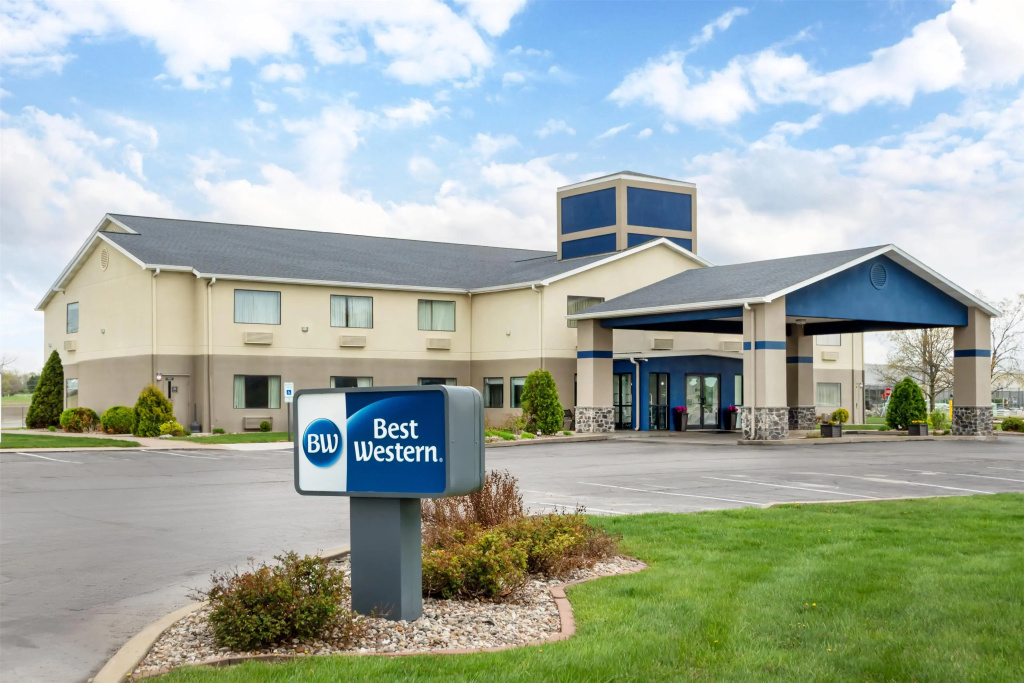 photo 1 of Best Western Brookfield