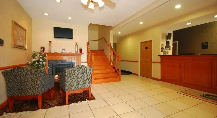 photo 1 of Best Western Carrollton Inn & Suites