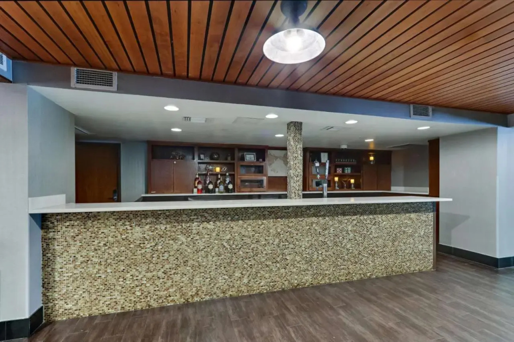 photo 1 of Best Western Casa Linda San Antonio