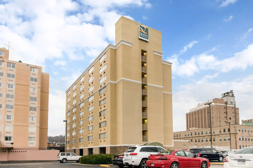 photo 1 of Quality Inn & Suites Charleston - Civic Center
