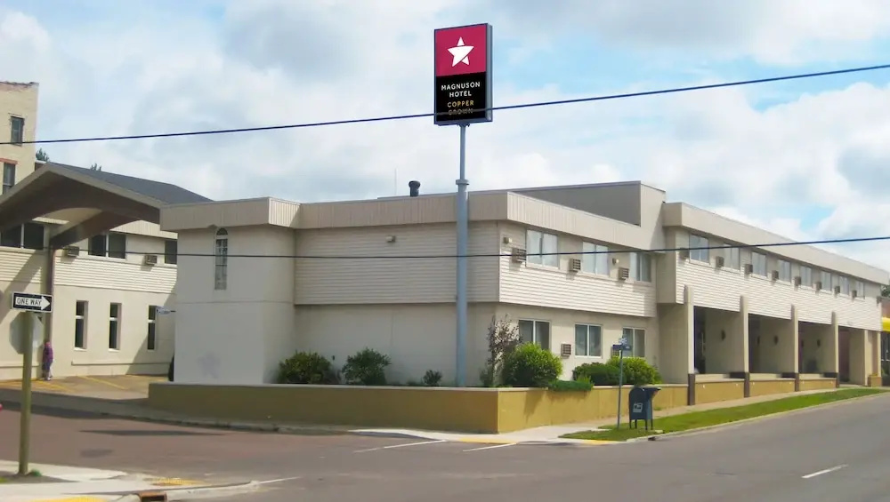 photo 1 of BEST WESTERN Copper Crown Motel